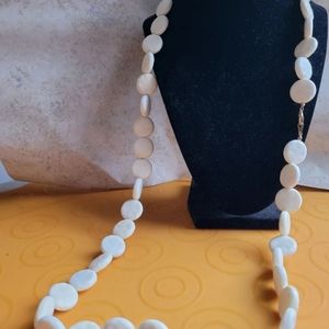 Beautiful chunky white necklace